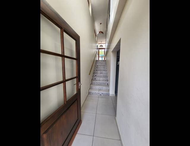 5 BEDROOM TOWNHOUSE FOR SALE IN VAALVIEW